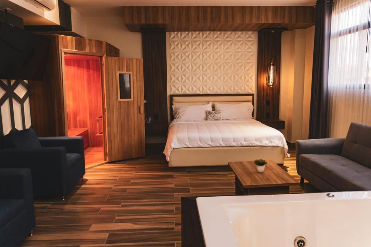 Hotel San Carlos La Barca المظهر الخارجي الصورة